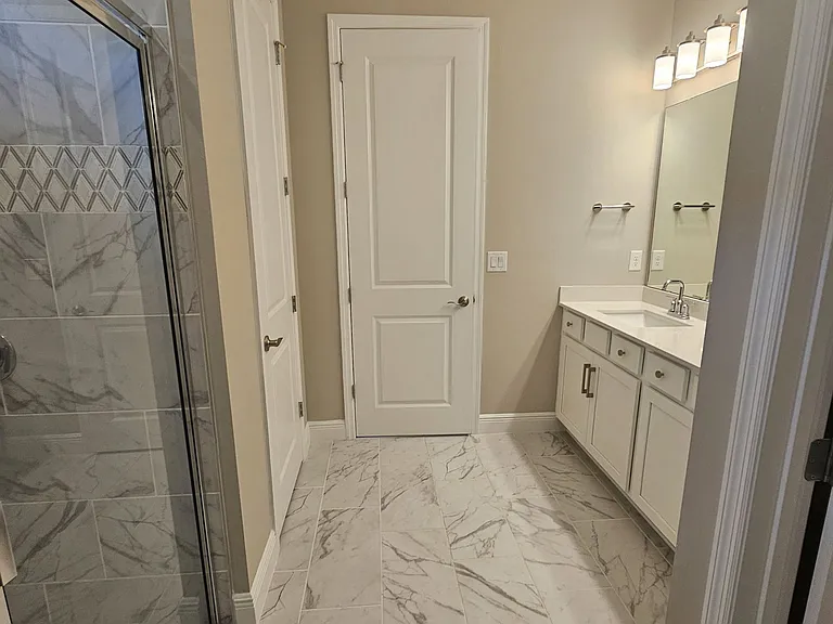 379 Birkdale Dr — Photo 25