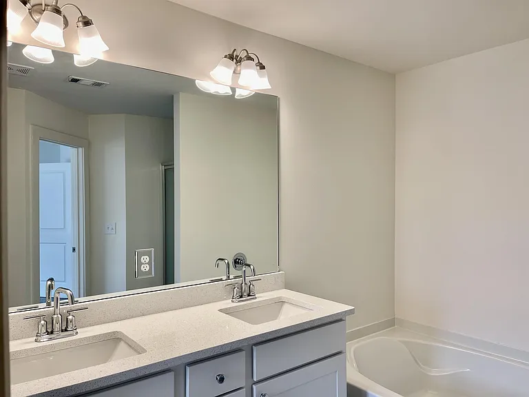 123 Auburn Run Ln #1 — Photo 13