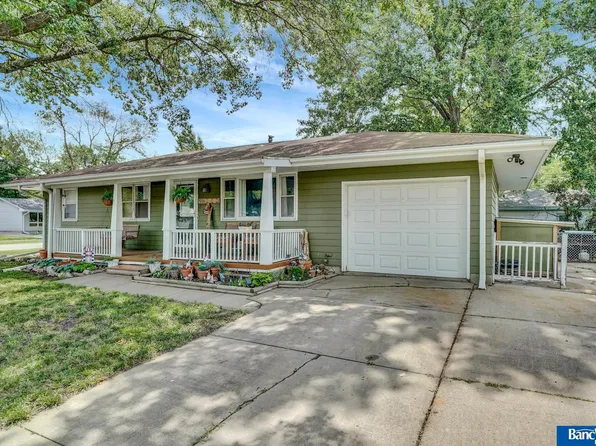 5331 Aylesworth Ave, Lincoln, NE 68504