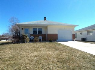 15 Newcastle Ct, Toms River, NJ 08757