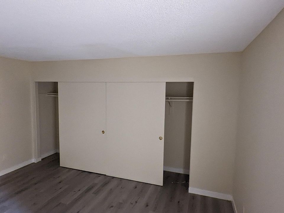 1st image of 7361 Corbin Ave #6