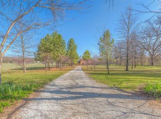 9805 E 460th Rd, Claremore, OK 74017