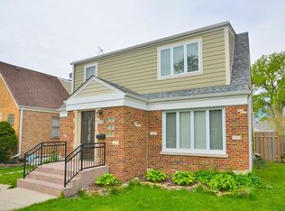 3332 N Pioneer Ave, Chicago, IL
