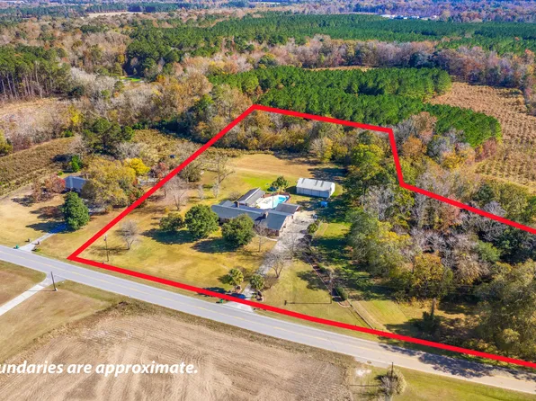 3740 Homestead Rd, Bowman, SC 29018