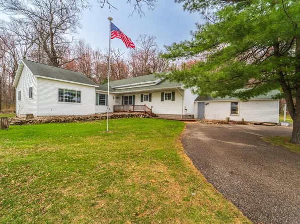 8385 6TH STREET, Amherst Junction, WI 54407