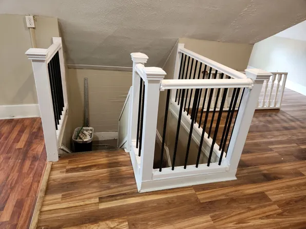 424 Virginia Ave APT 4, Rochester, PA 15074