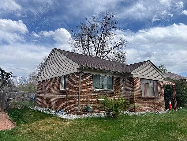 3 bed, 1551 sqft, $1,925 — Photo 2