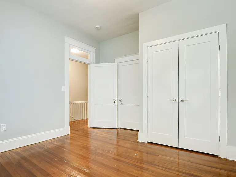 421 Chimborazo Blvd — Photo 12