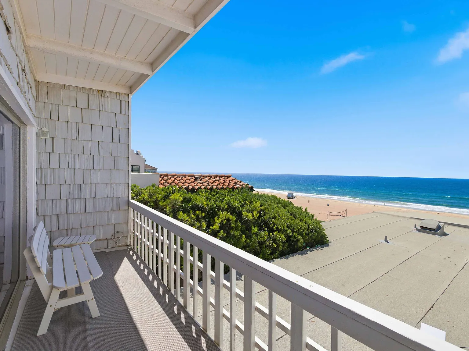 2 bed, 900 sqft, $8,500 — Photo 2