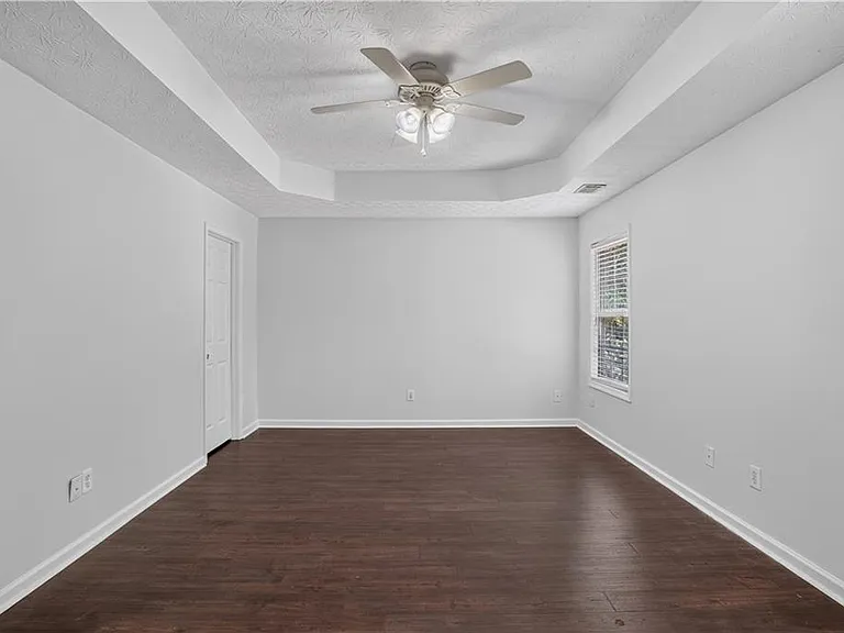 325 Shadowbrooke Cir — Photo 25