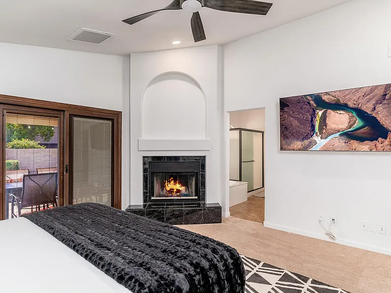 5139 E Fellars Dr — Photo 20