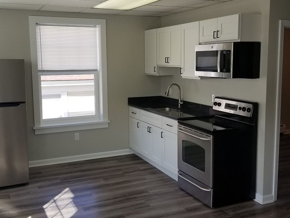 1st image of 1 Graves St #3