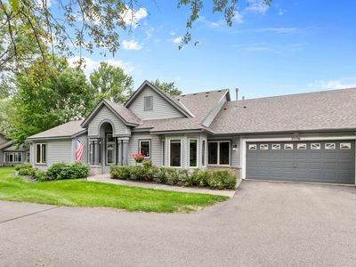 2556 Sumac Rdg, White Bear Lake, MN, 55110