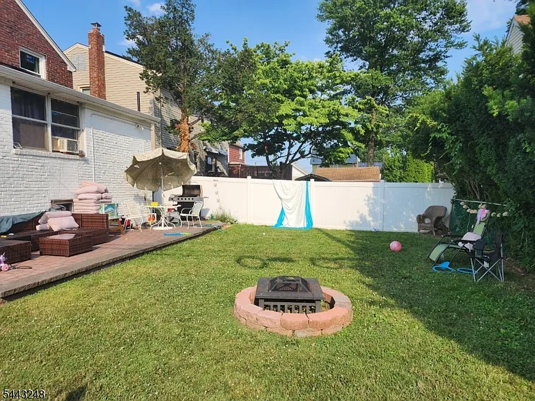 367 Palisade Rd — Photo 4