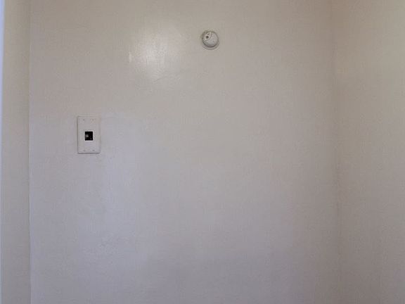 5th image of 945 Beacon Ave APT 308