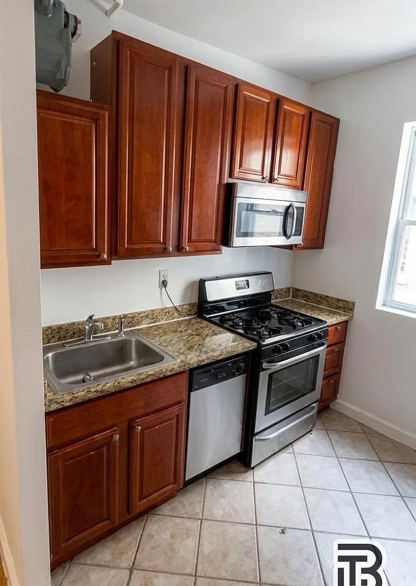 222 West 141st Street — Photo 2