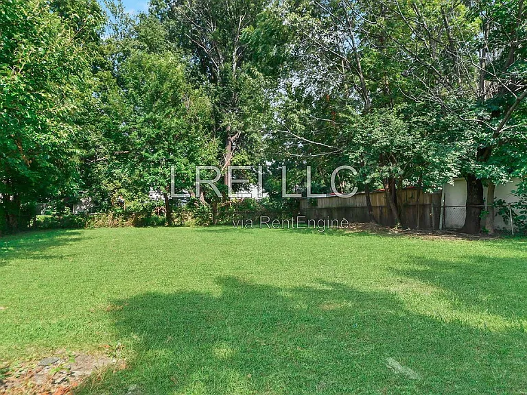 5805 Loretta St — Photo 12