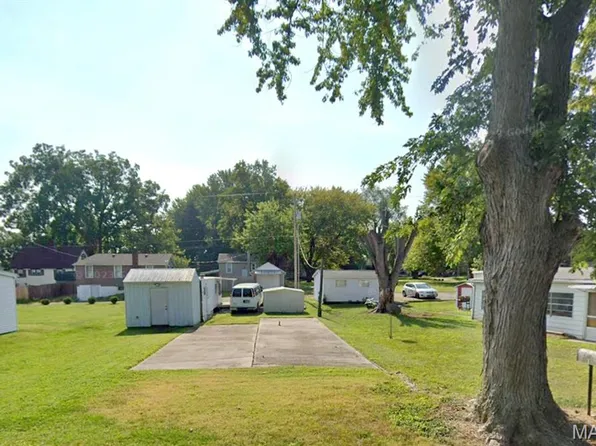 1829 & 1830 E C St, Belleville, IL 62221