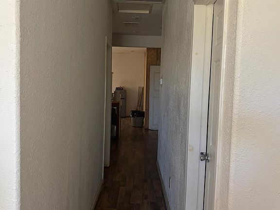 3rd image of 21177 Universal St