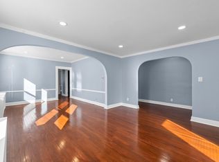 15 Colling Ave APT 1, Rochelle Park, NJ 07662