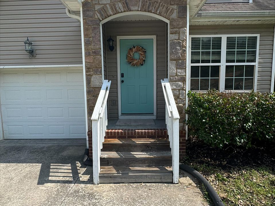 1st image of 1699 Short Leaf Ln