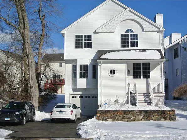 1260 Cutspring Road #1260, Stratford, CT 06614