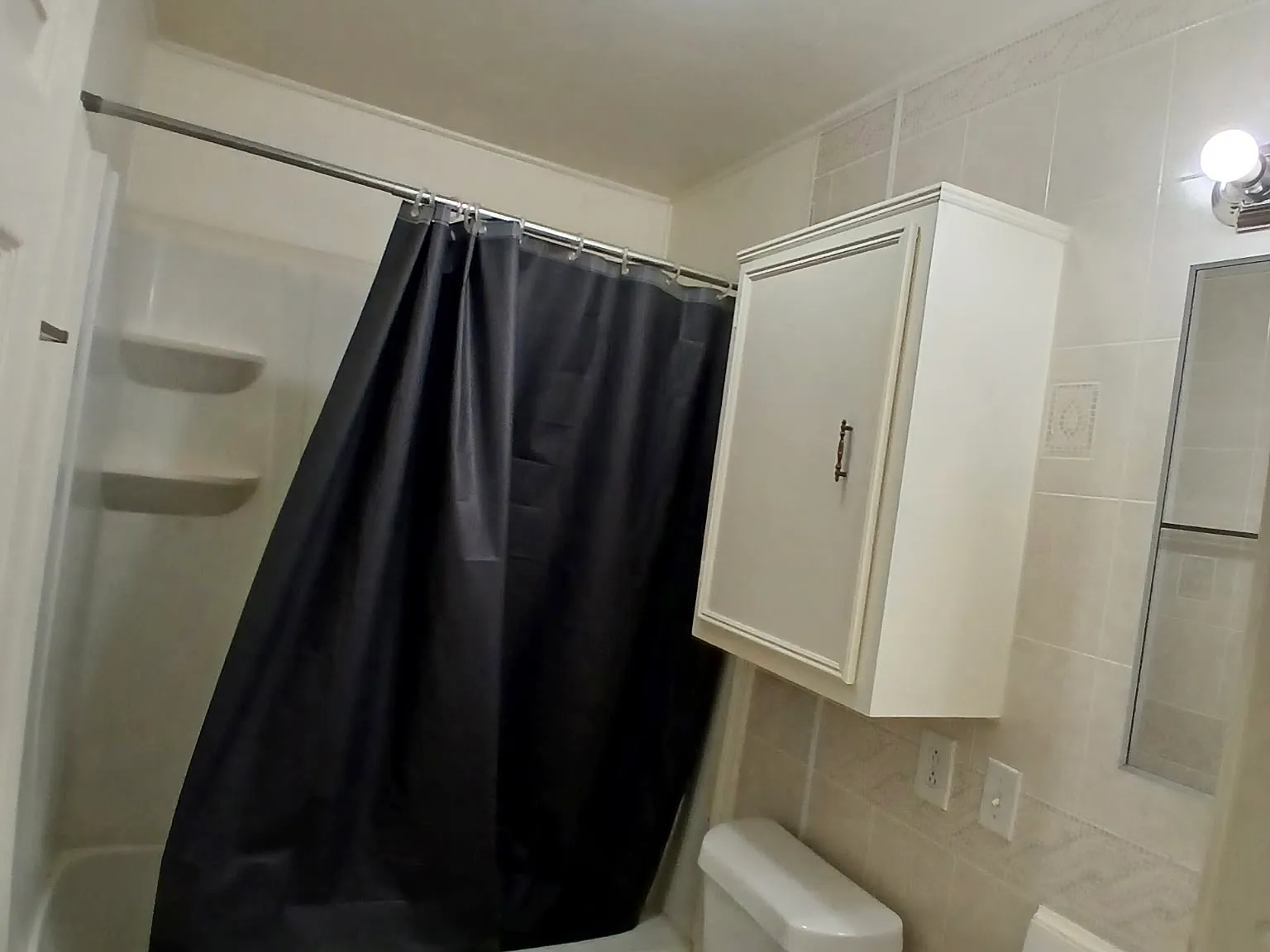 2 bed, 800 sqft, $1,300 — Photo 3