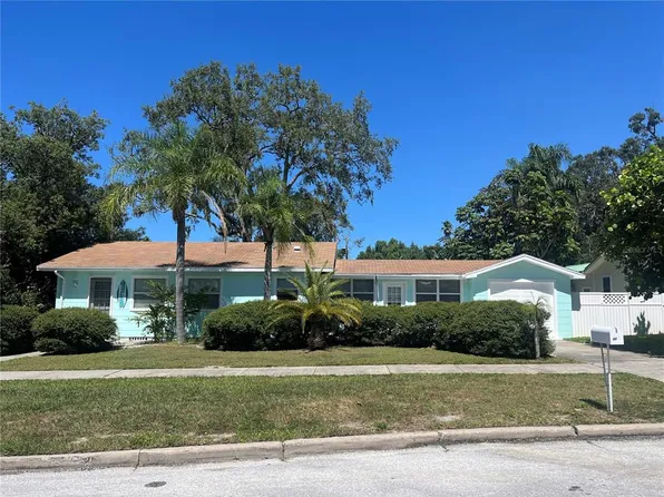 1122 Charles St, Clearwater, FL 33755