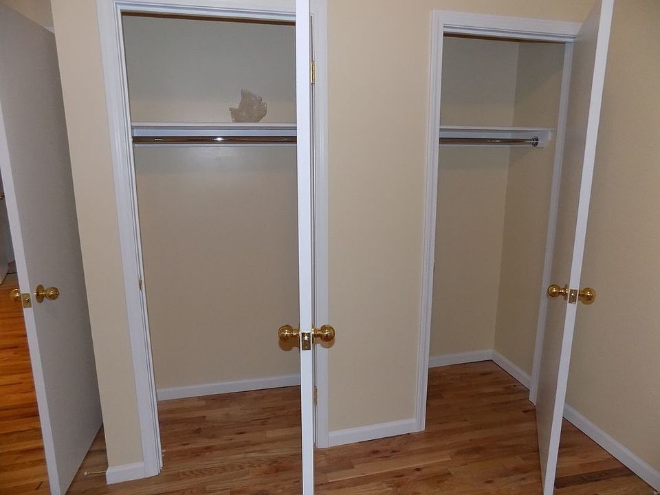 2nd image of 2143 Amsterdam Ave APT 4
