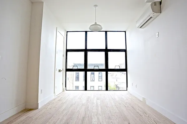 Rented by Nest Seekers International | media 69