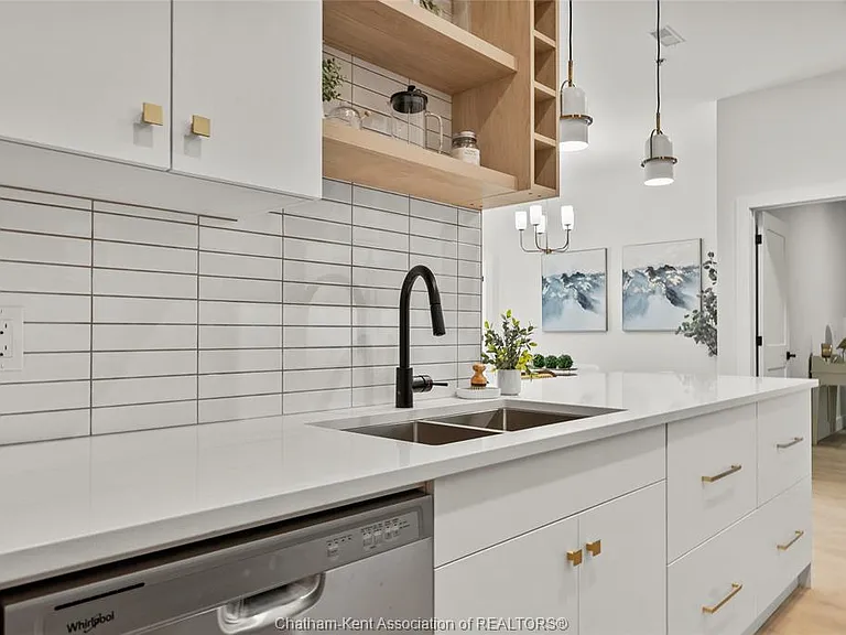 364 Grand Ave E #310 — Photo 34