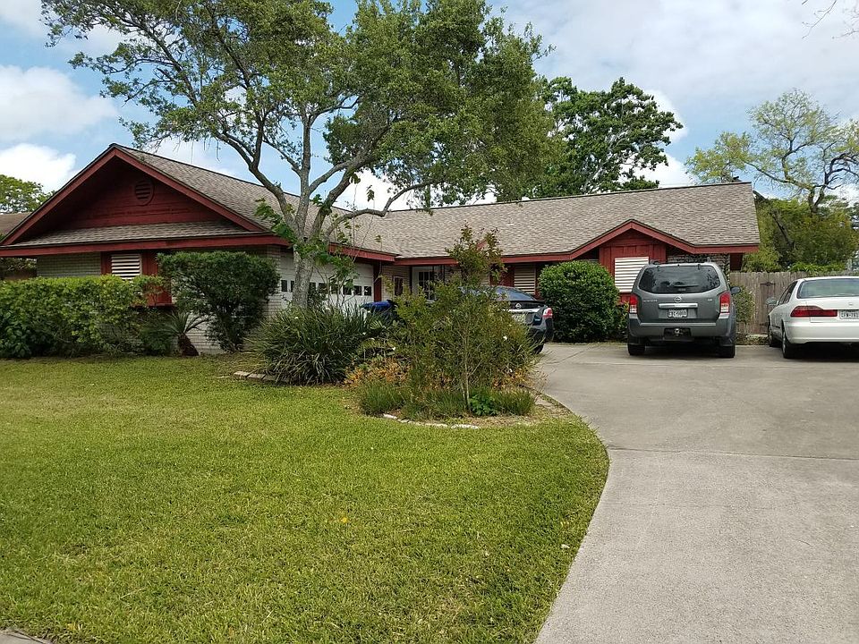 1st image of 838 Crestview Dr
