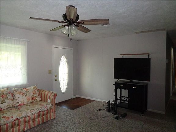 4th image of 7152 Wayland Dr