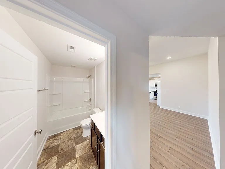 236 Donegal Dr — Photo 10