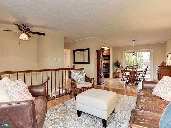 5th image of 8354 Capel Dr