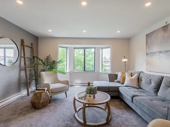 20454 53rd Ave #316, Langley, BC V3A 7S1