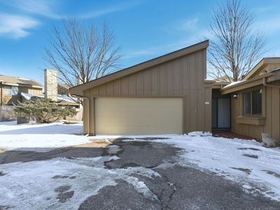 8201 E Harry St APT 2001, Wichita, KS, 67207