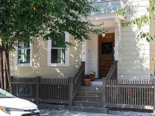 171 Elm St #1, Cambridge, MA 02139