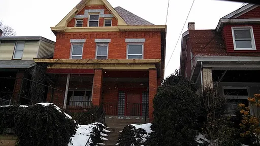 130 Dunlap St photo 1