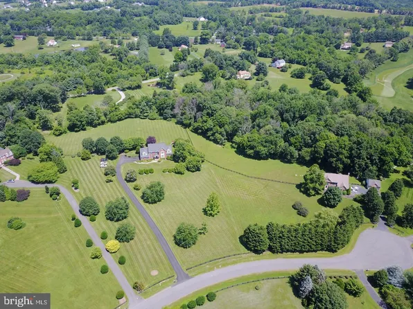 17508 Pinehurst Ct, Purcellville, VA 20132