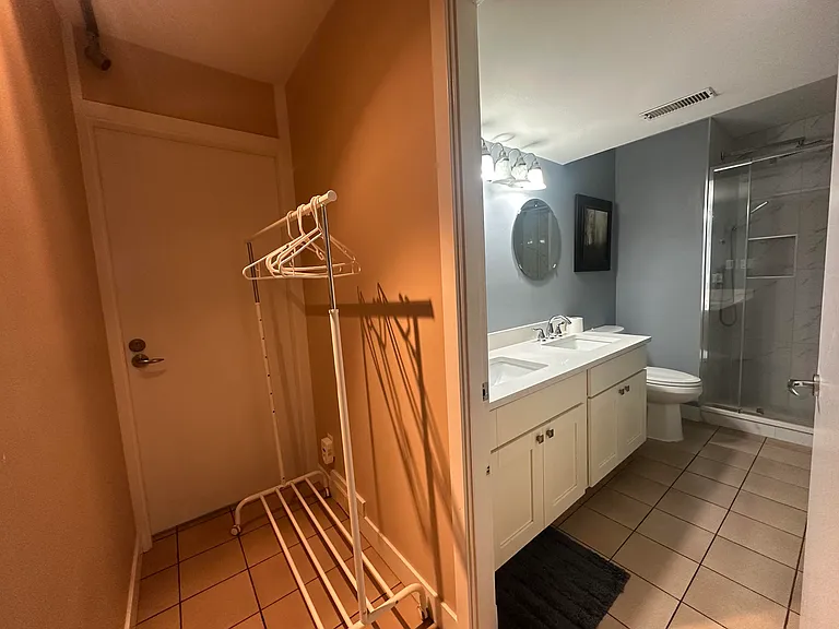 3888 Norwood Ave — Photo 10