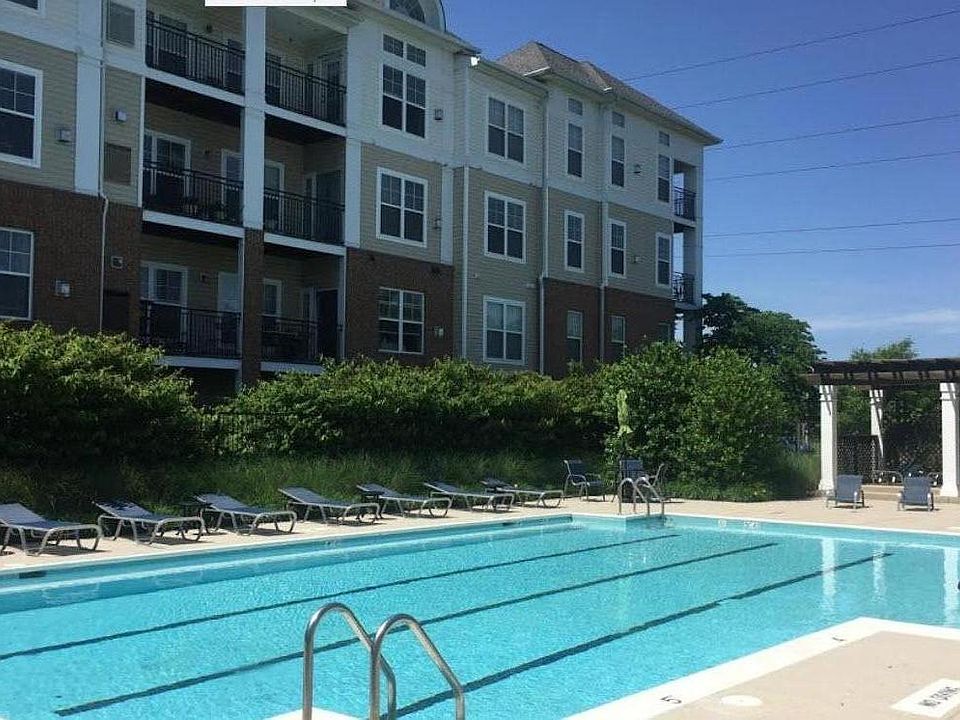 1st image of 3830 Lightfoot St Unit 224