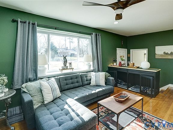 5th image of 9404 Minna Dr