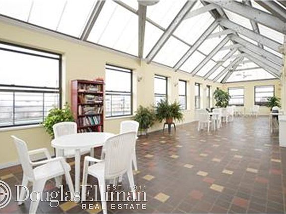 5th image of 2681 Broadway #10S