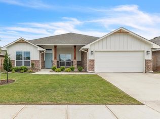 8612 NW 77th St, Oklahoma City, OK 73132