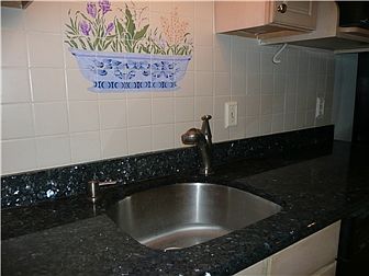 4th image of 1002 Prospect Ave