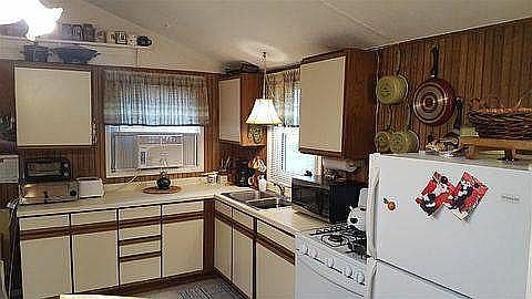 3rd image of W4410 Duck Creek Ln