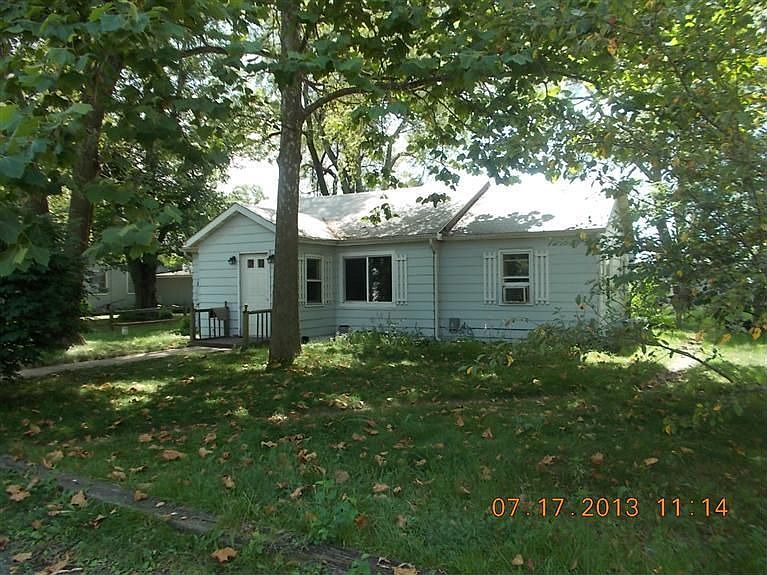 1st image of 293 E Jackson St