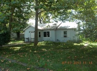 293 E Jackson St, Wheatfield, IN 46392