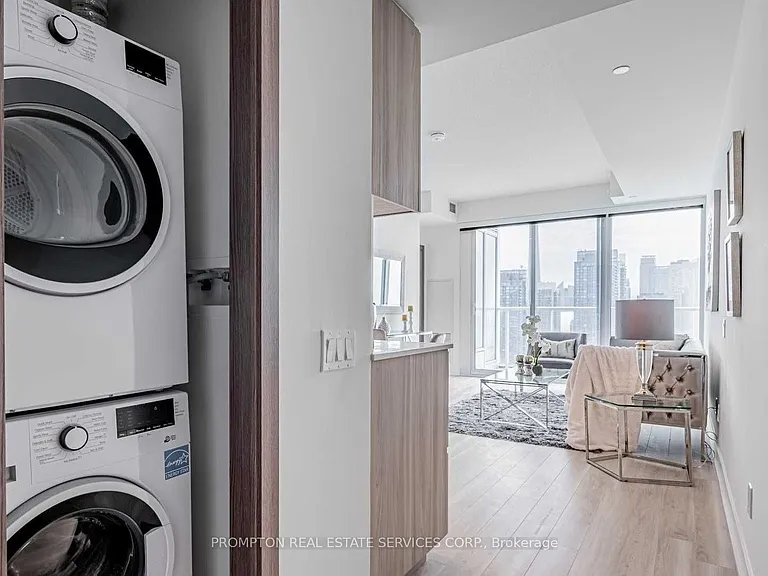 17 Bathurst St #3810 — Photo 17